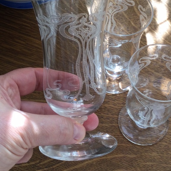 🌿3 Lovely Vintage Cordial Glasses🌿 - Picture 3 of 5